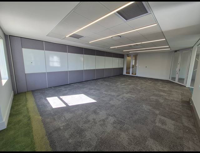 667M² OFFICE TO LET IN WOODMEAD